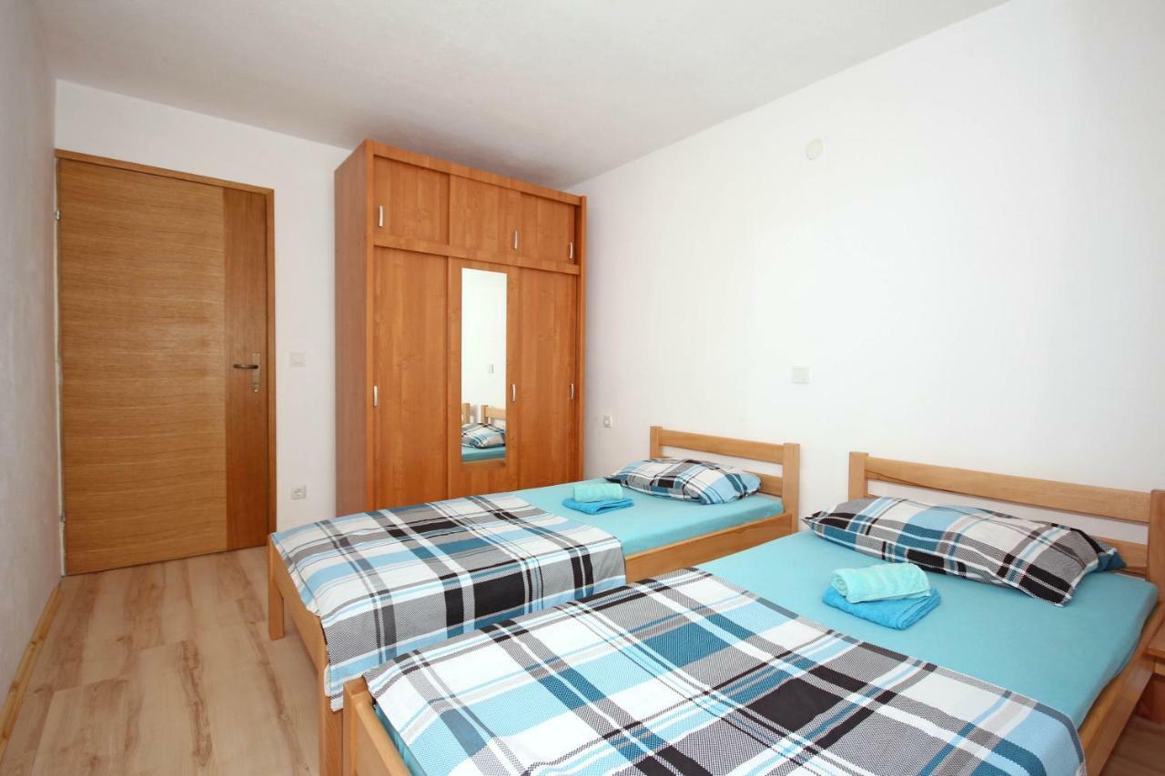 Apartmani Bradaric Pula Exterior foto